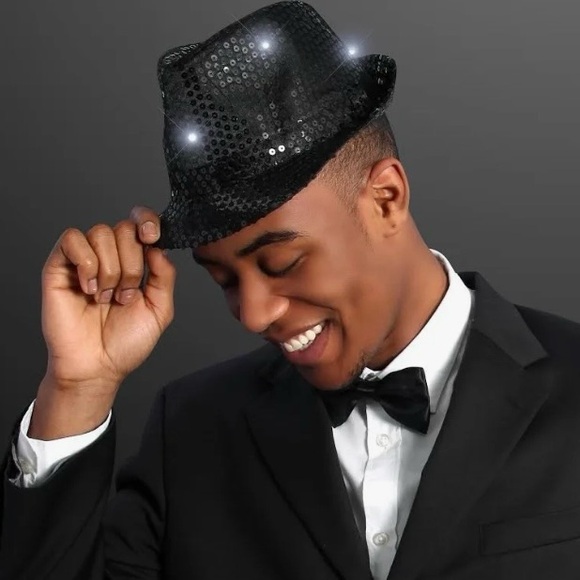 Spritz Accessories - NWT Spritz Light Up Fedora & Tie